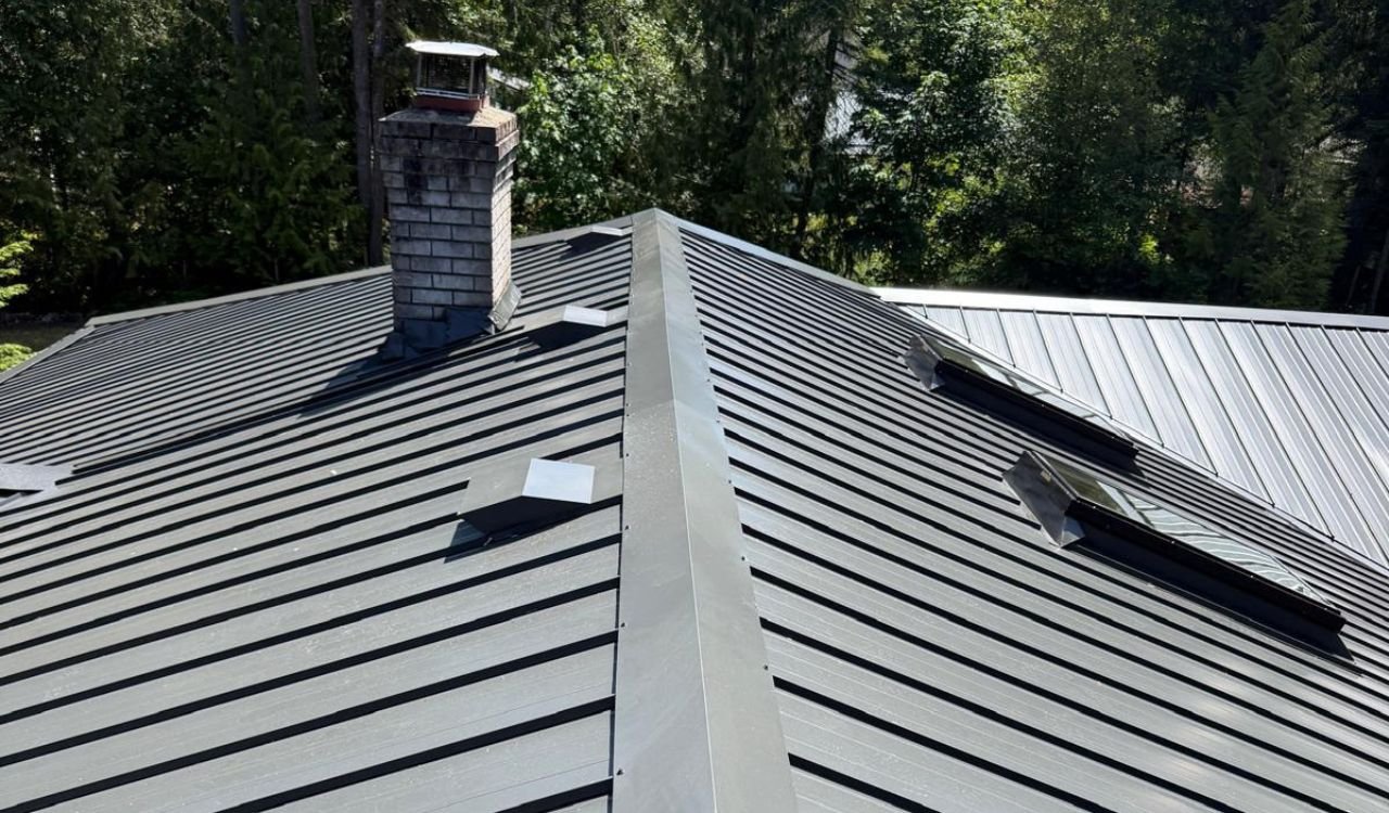 Brand new asphalt shingle roof installed by Scarlet Roofing & Gutters